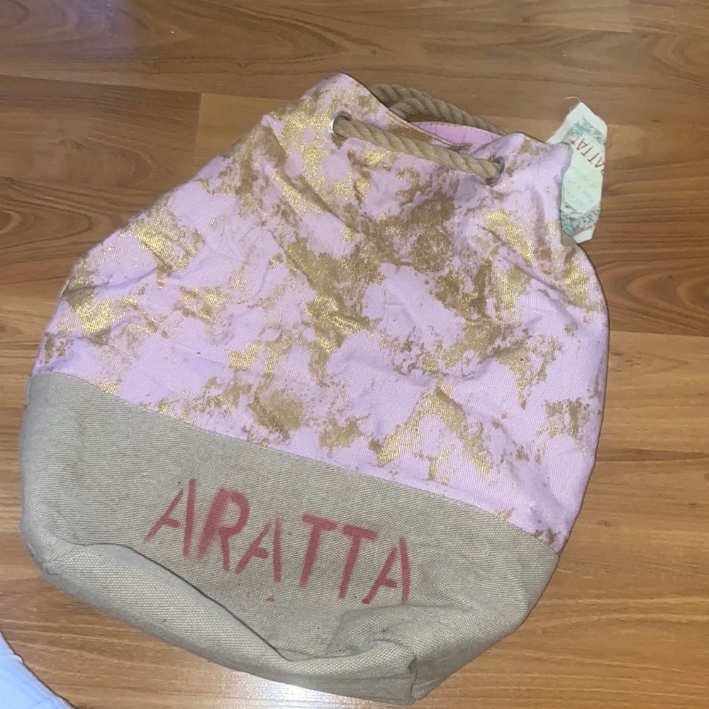 BRAND NEW ARATTA backpack